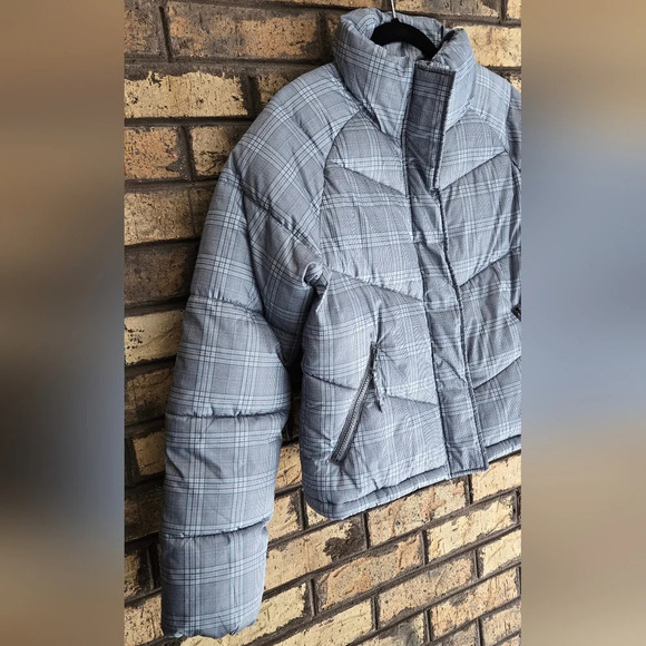 NWOT Aeropostal waist length puffer jacket - Picture 3 of 6